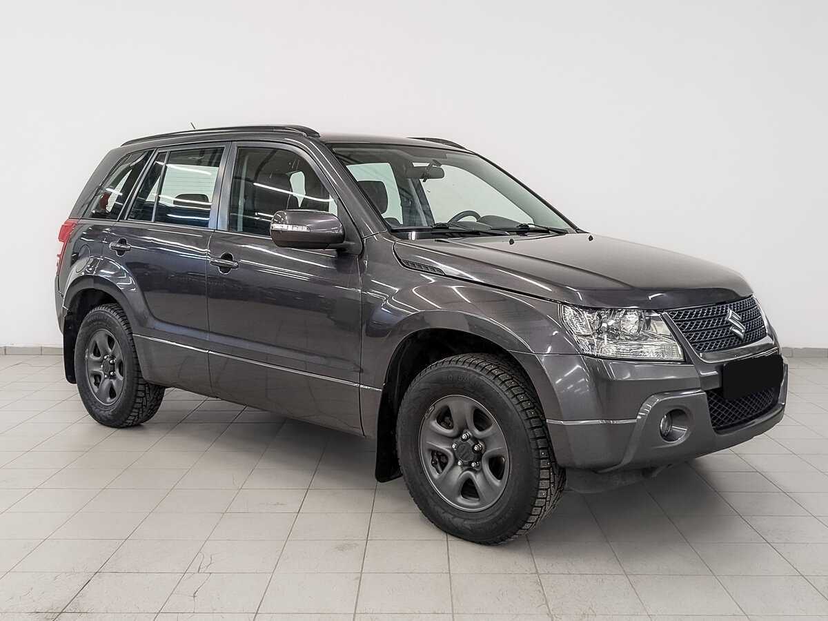 Suzuki Grand Vitara с пробегом — 2011 год. Фото: #2