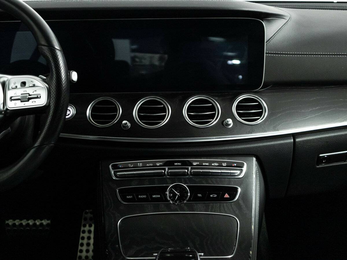 Mercedes-Benz E-Класс с пробегом — 2019 год. Фото: #13