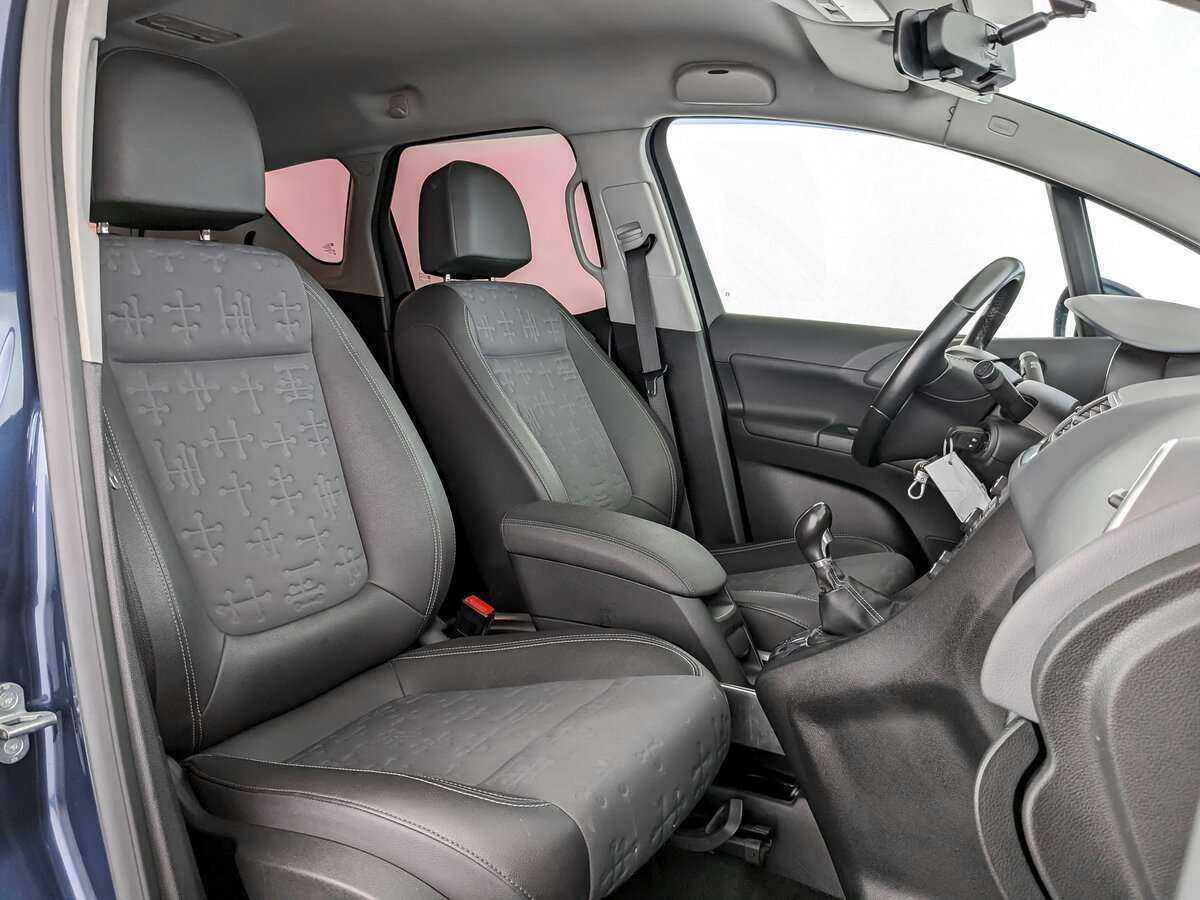 Opel Meriva с пробегом — 2011 год. Фото: #18