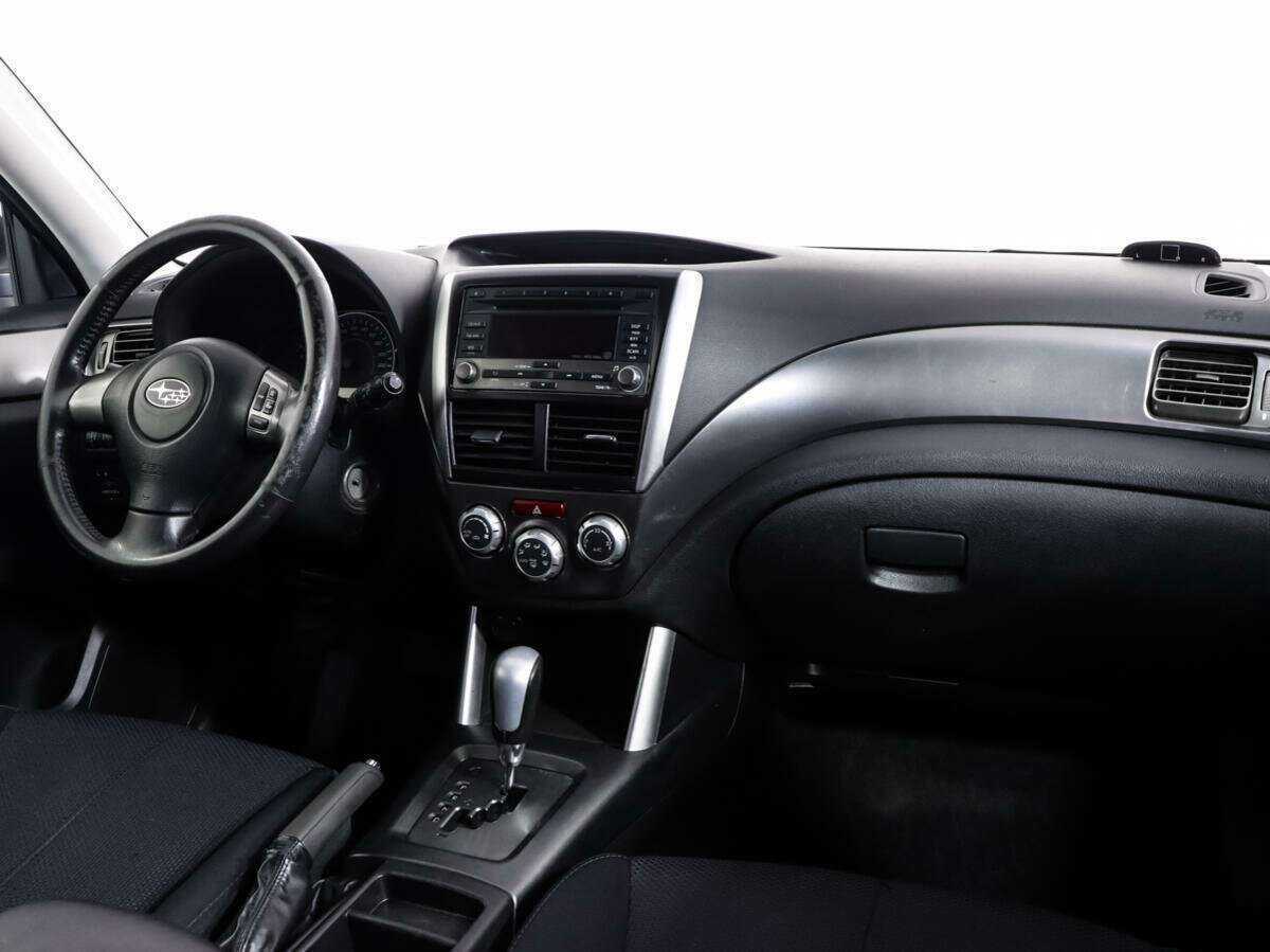 Subaru Forester с пробегом — 2011 год. Фото: #6