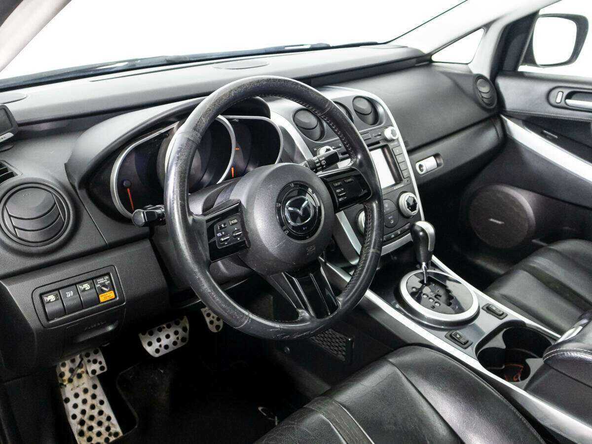 Mazda CX-7 с пробегом — 2008 год. Фото: #10
