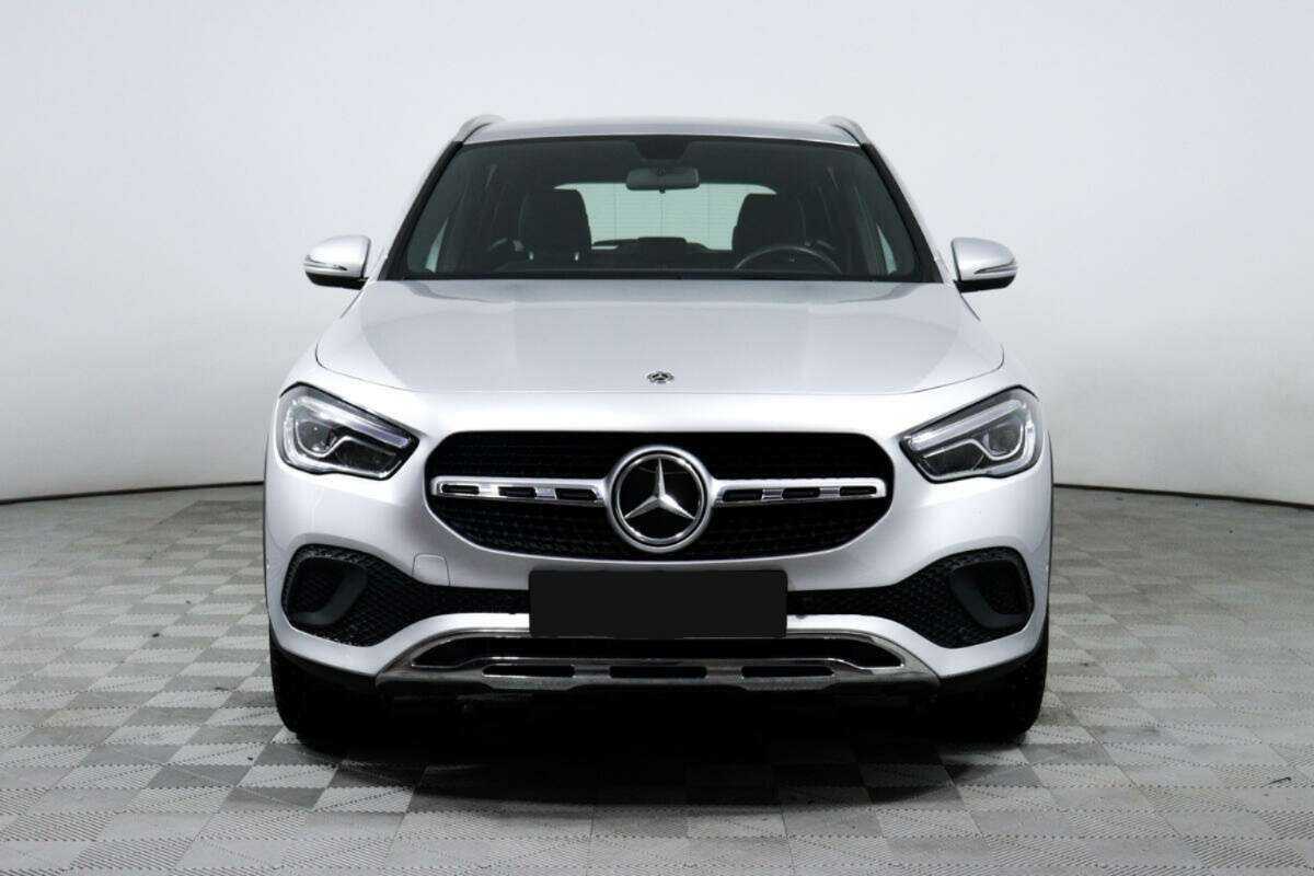Mercedes-Benz GLA с пробегом — 2020 год. Фото: #1