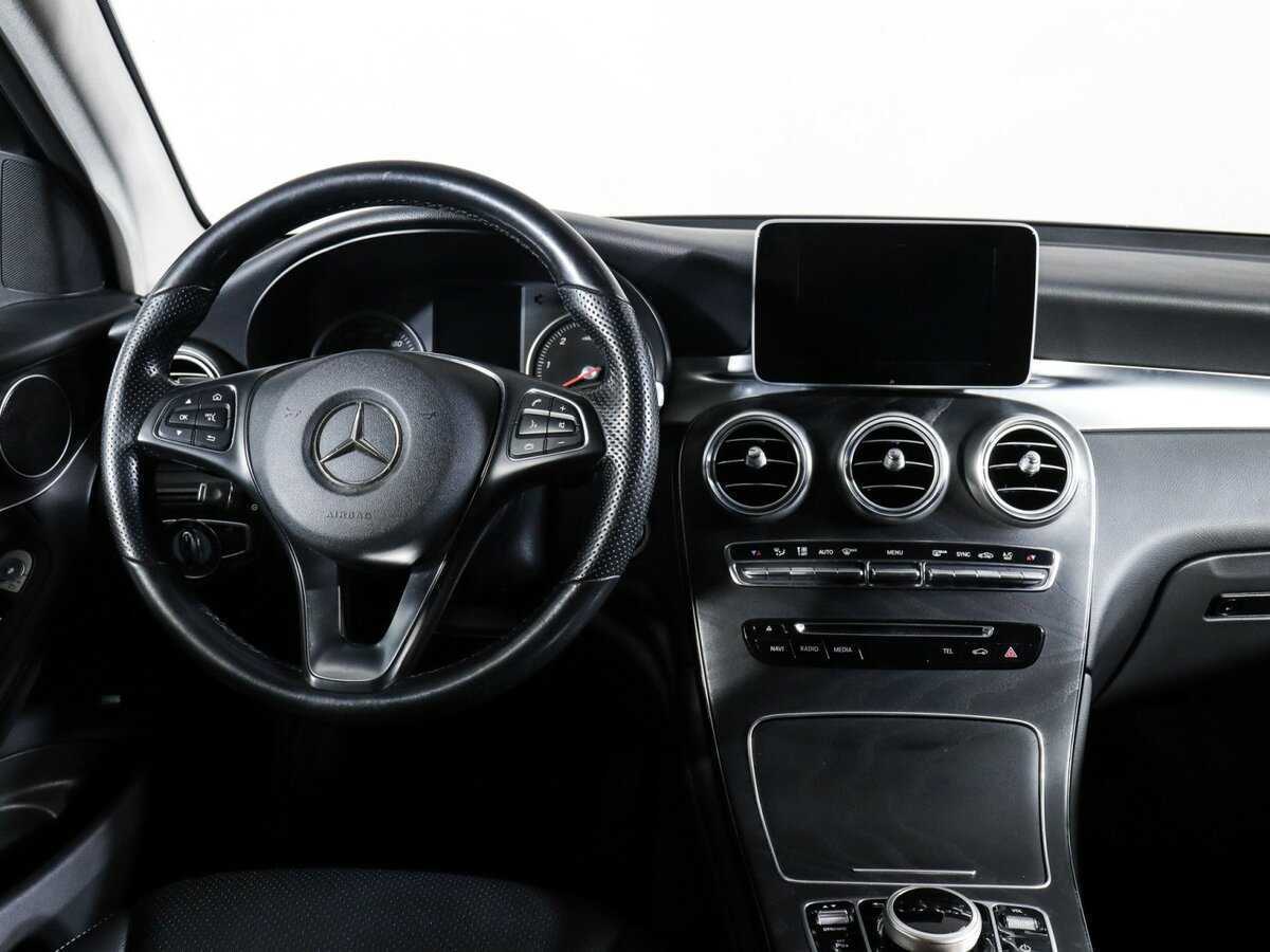 Mercedes-Benz GLC с пробегом — 2018 год. Фото: #11