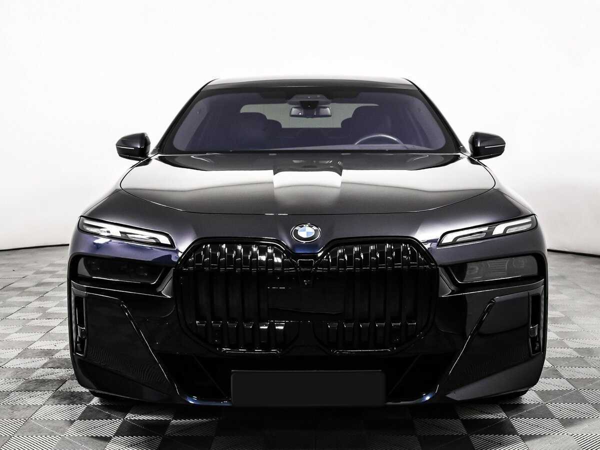 BMW 7 серии с пробегом — 2023 год. Фото: #1