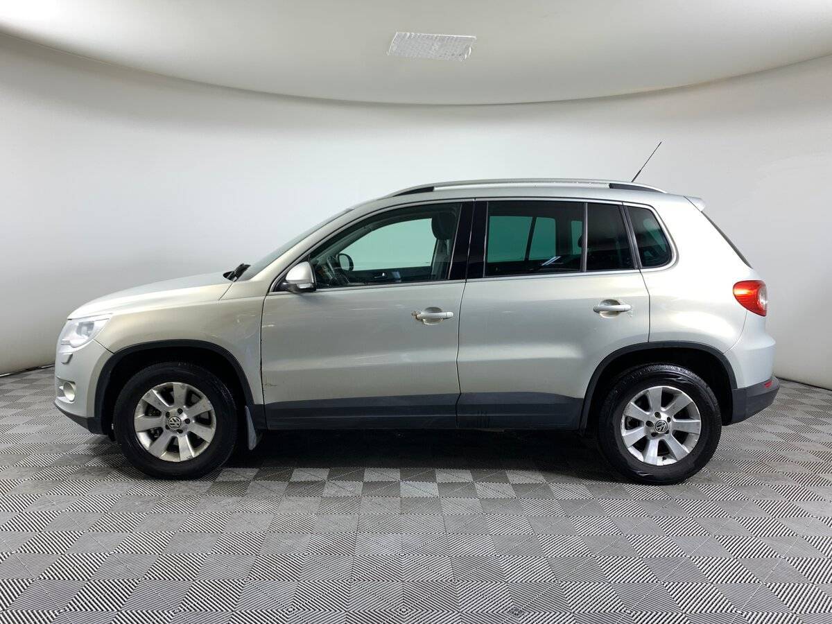 Volkswagen Tiguan с пробегом — 2011 год. Фото: #7