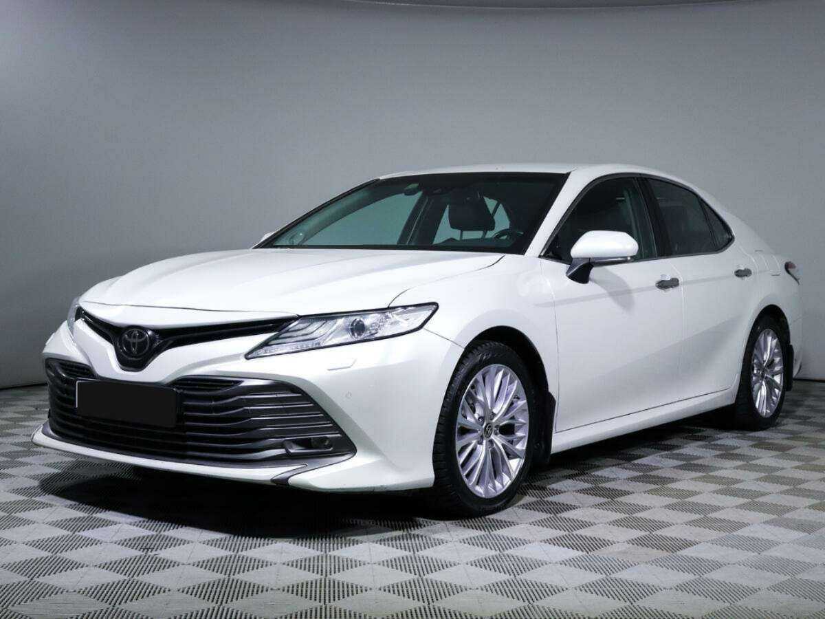 Toyota Camry с пробегом — 2020 год. Фото: #0