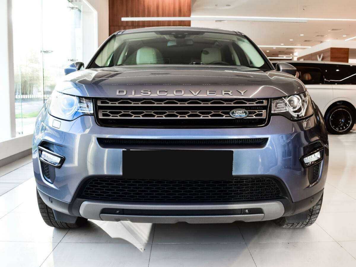 Land Rover Discovery Sport с пробегом — 2017 год. Фото: #1