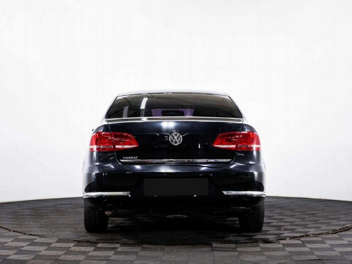 Volkswagen Passat с пробегом — 2011 год. Фото: #4