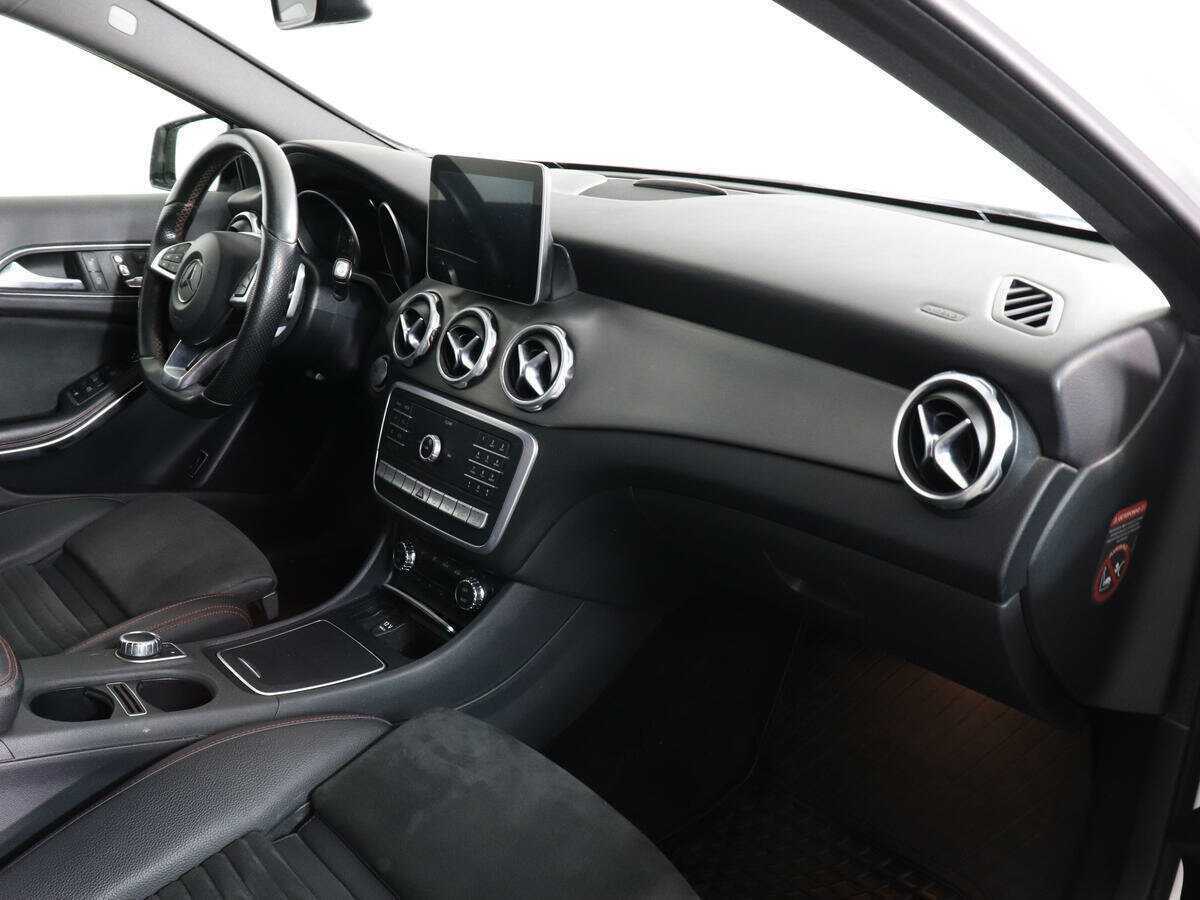 Mercedes-Benz GLA с пробегом — 2017 год. Фото: #10