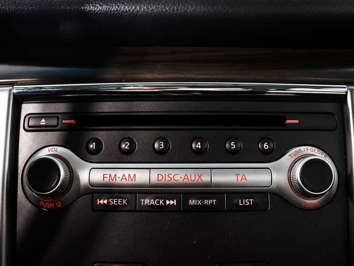 Nissan Teana с пробегом — 2011 год. Фото: #14