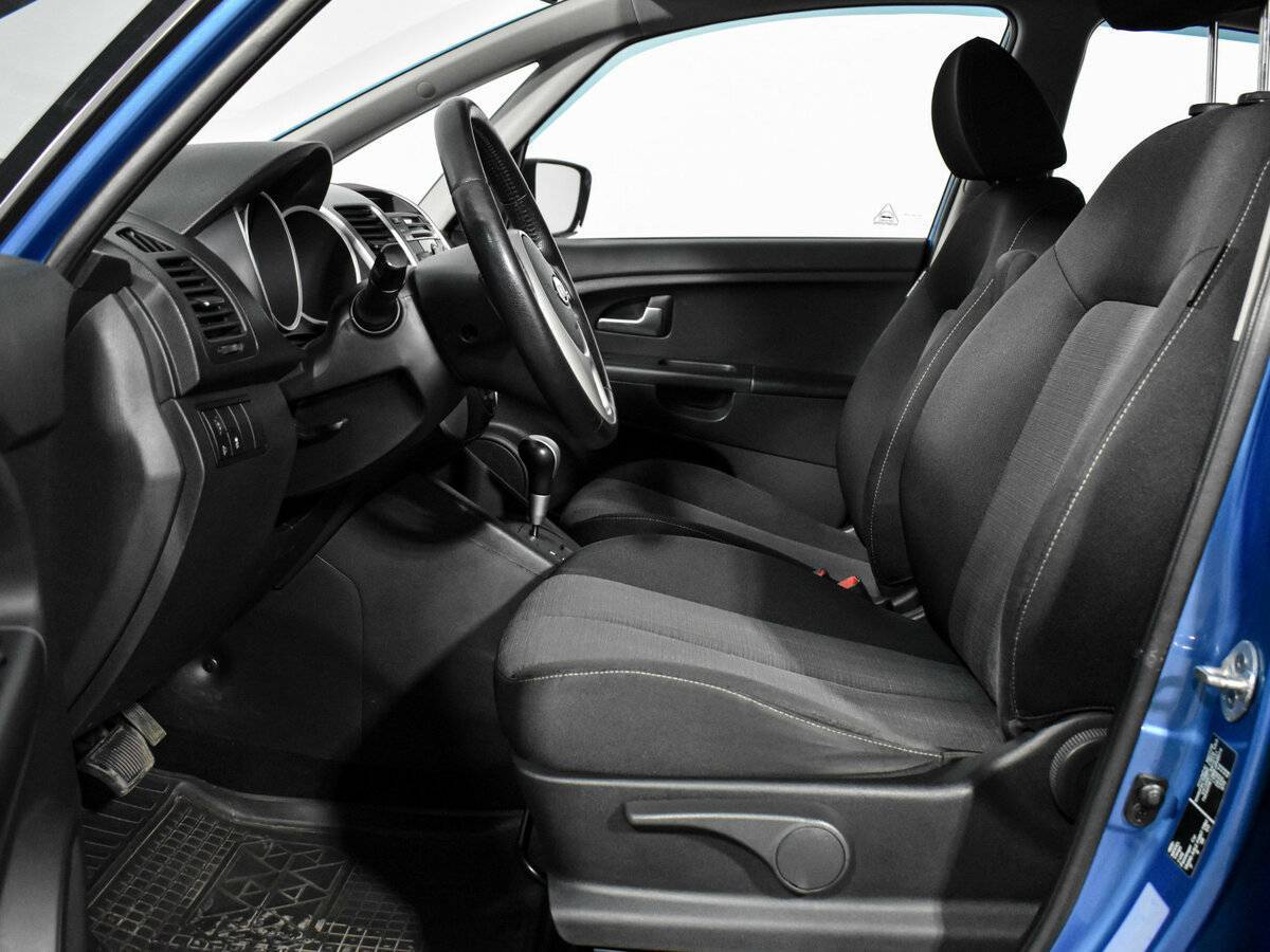 Kia Venga с пробегом — 2011 год. Фото: #9