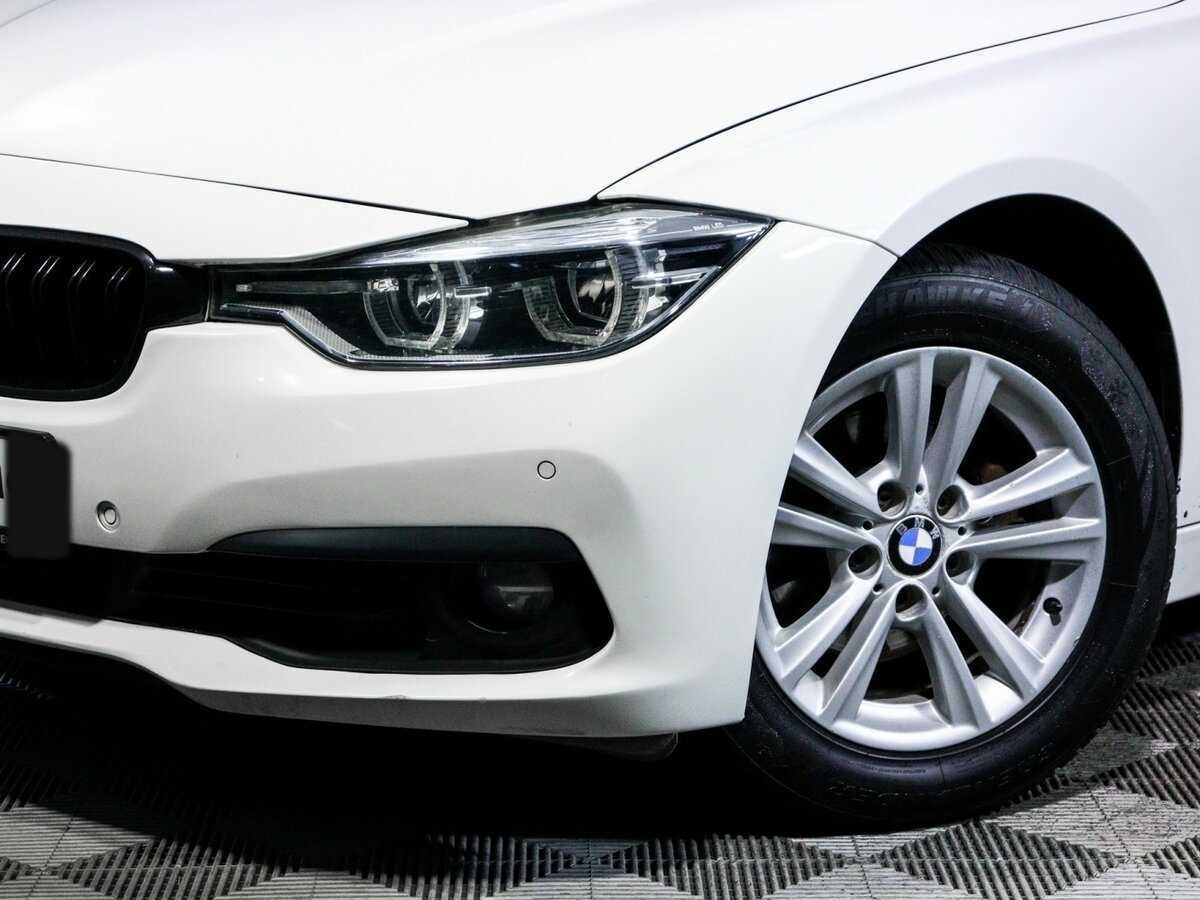 BMW 3 серии с пробегом — 2015 год. Фото: #14