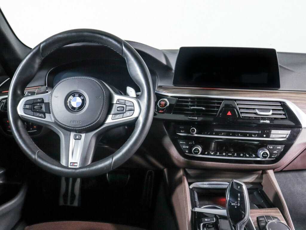 BMW 5 серии с пробегом — 2018 год. Фото: #9