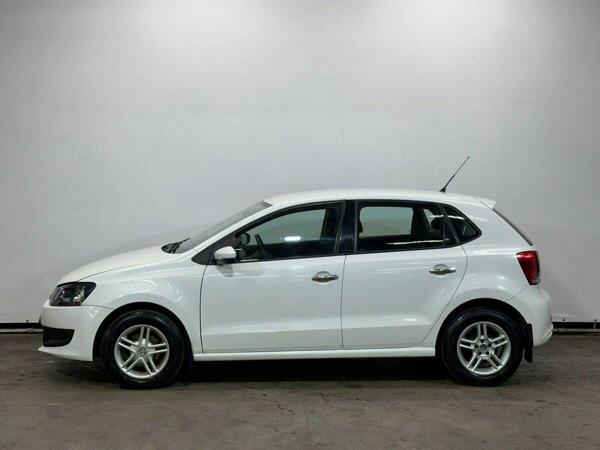 Volkswagen Polo с пробегом — 2011 год. Фото: #3