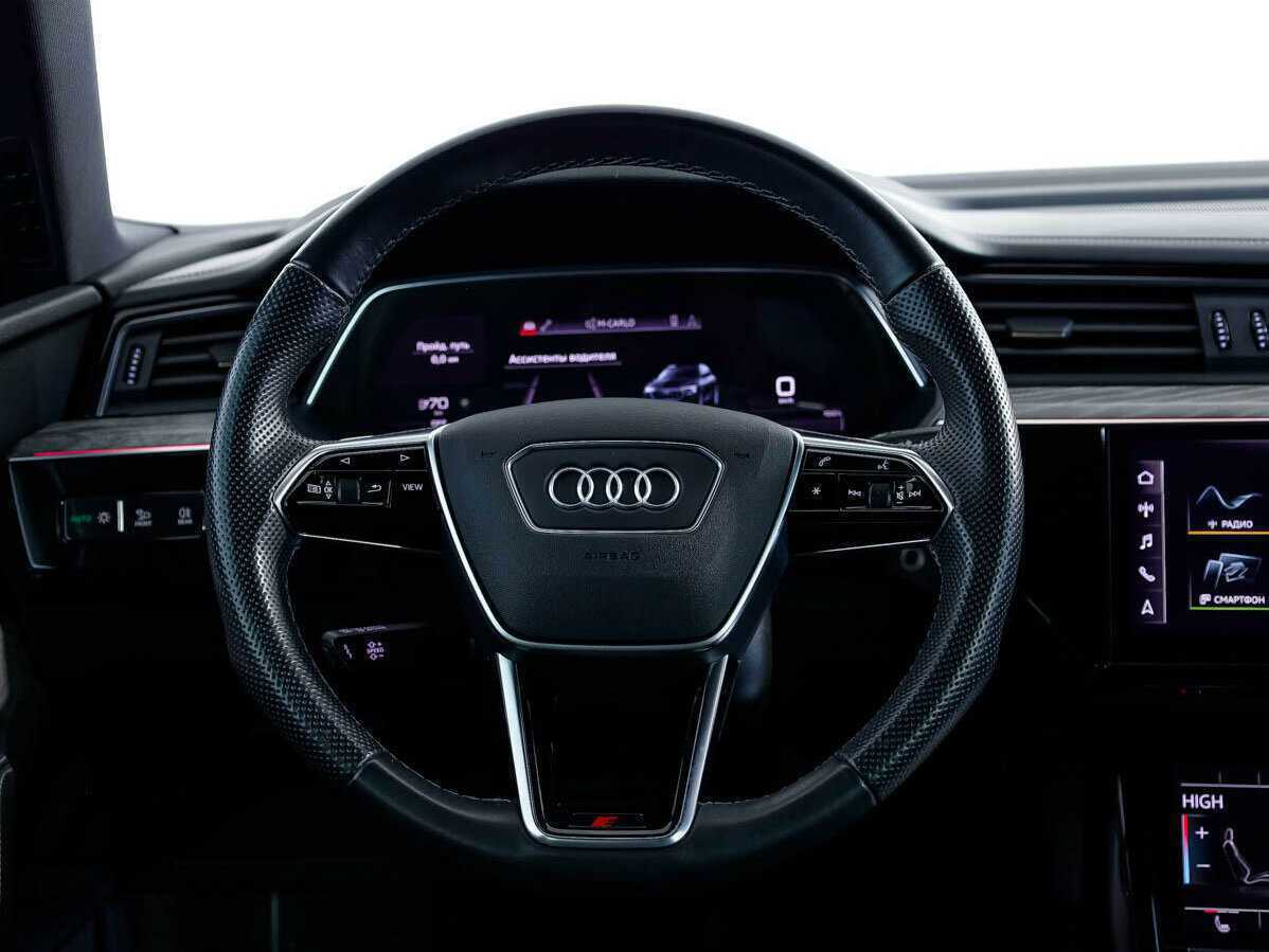 Audi e-tron с пробегом — 2021 год. Фото: #16
