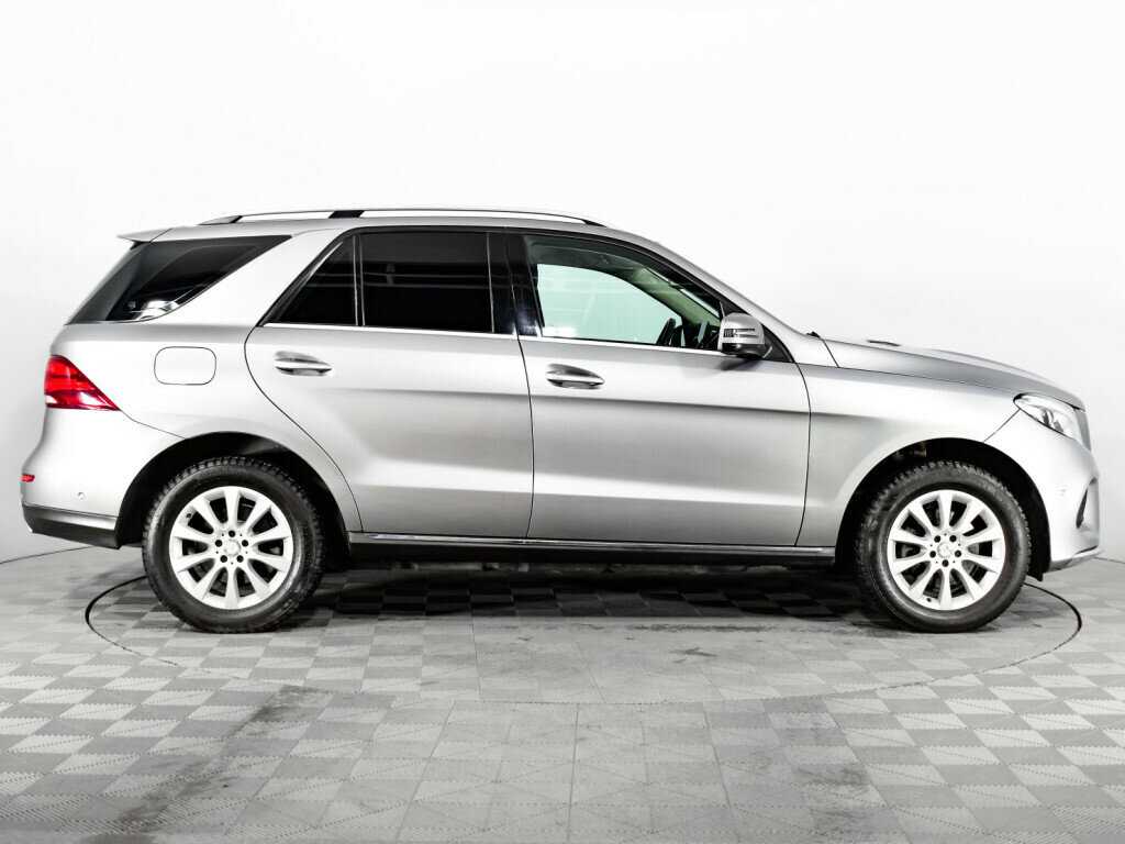 Mercedes-Benz GLE с пробегом — 2016 год. Фото: #3