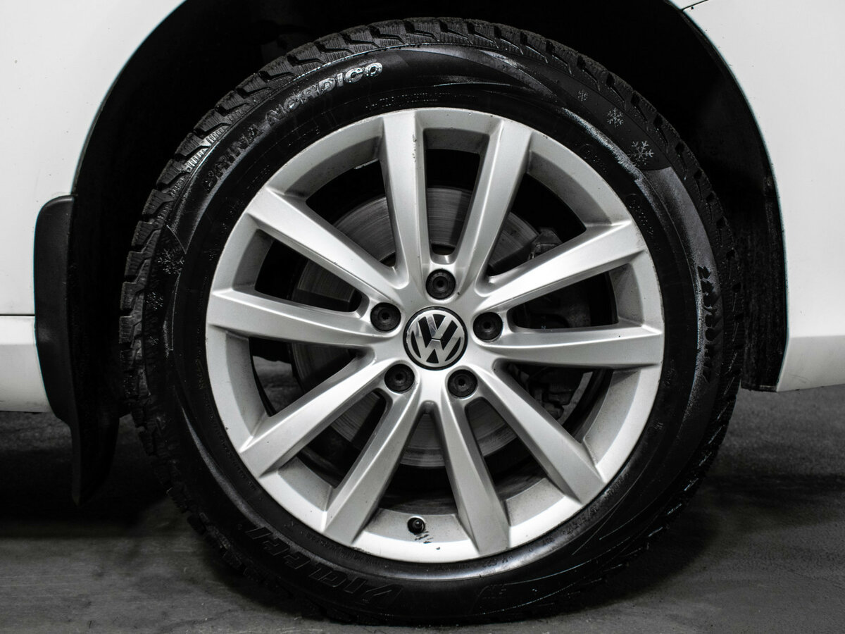 Volkswagen Passat с пробегом — 2011 год. Фото: #14