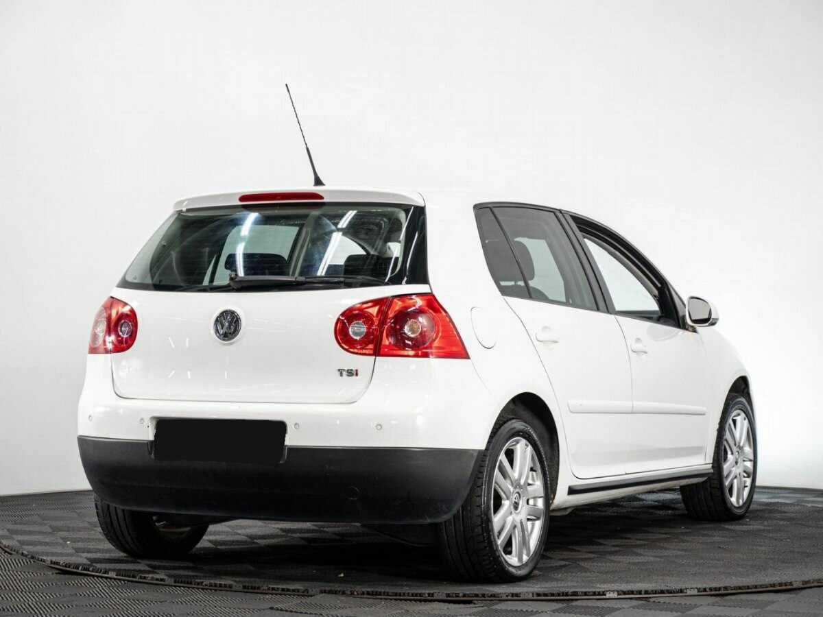 Volkswagen Golf с пробегом — 2008 год. Фото: #3