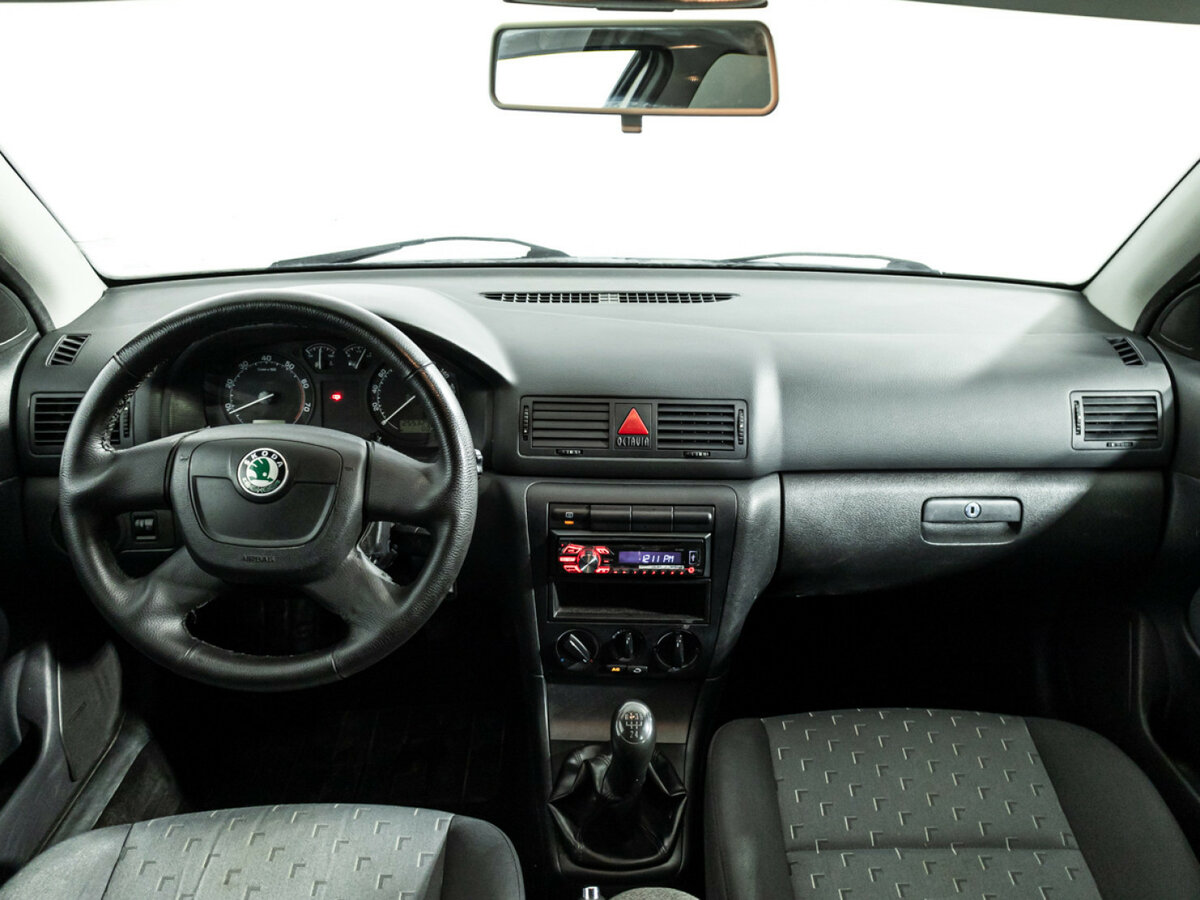 Skoda Octavia с пробегом — 2010 год. Фото: #12