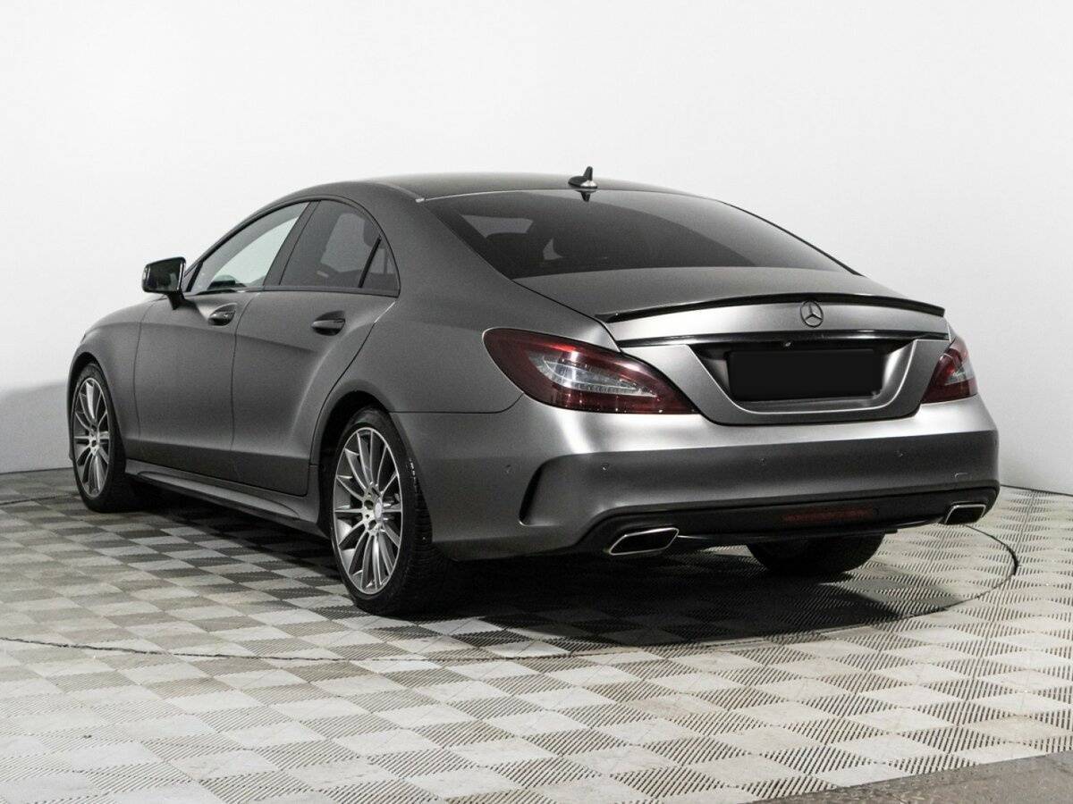 Mercedes-Benz CLS с пробегом — 2015 год. Фото: #6