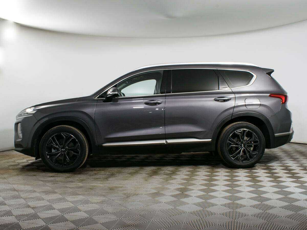 Hyundai Santa Fe с пробегом — 2018 год. Фото: #7