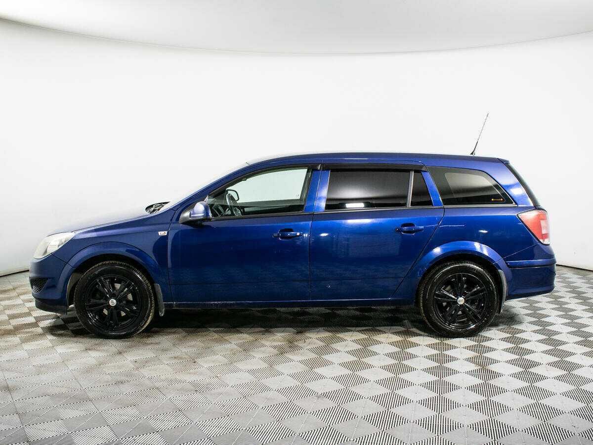 Opel Astra с пробегом — 2010 год. Фото: #7