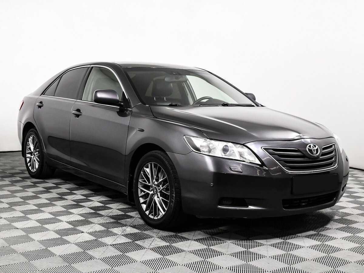 Toyota Camry с пробегом — 2007 год. Фото: #2