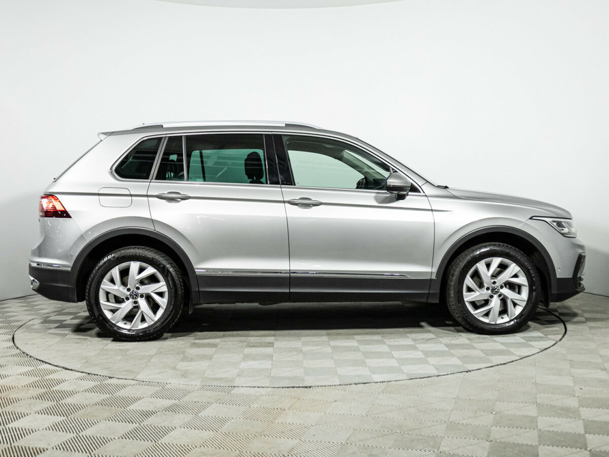 Volkswagen Tiguan с пробегом — 2021 год. Фото: #3