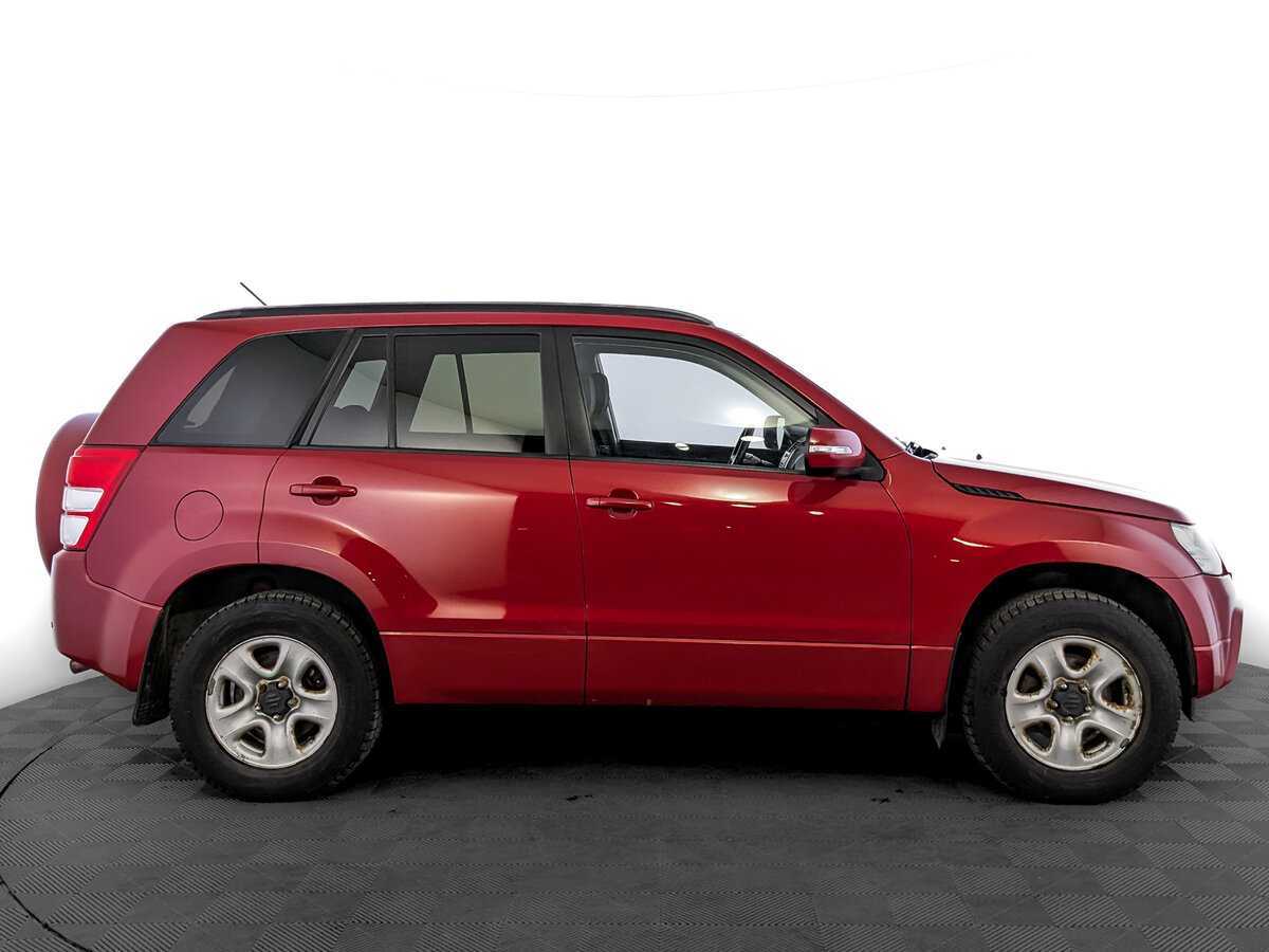 Suzuki Grand Vitara с пробегом — 2010 год. Фото: #3