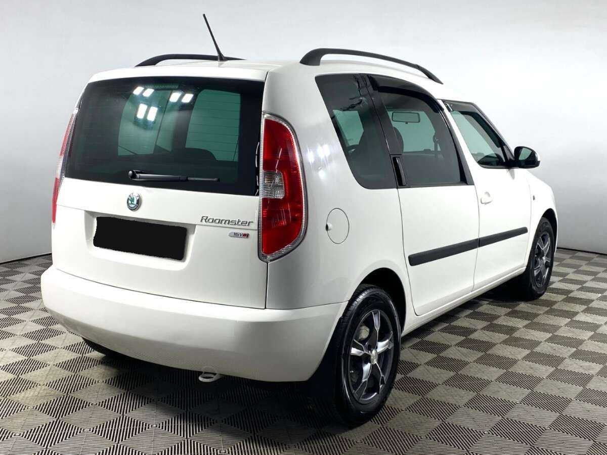 Skoda Roomster с пробегом — 2011 год. Фото: #4
