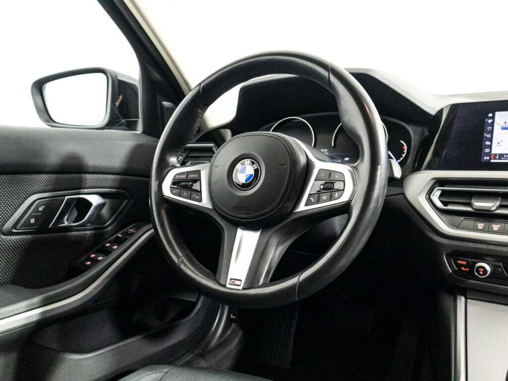 BMW 3 серии с пробегом — 2019 год. Фото: #14