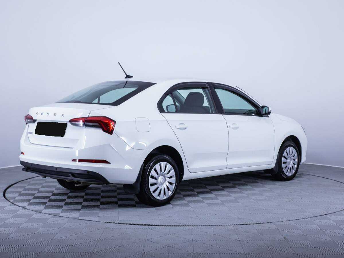 Skoda Rapid с пробегом — 2021 год. Фото: #4