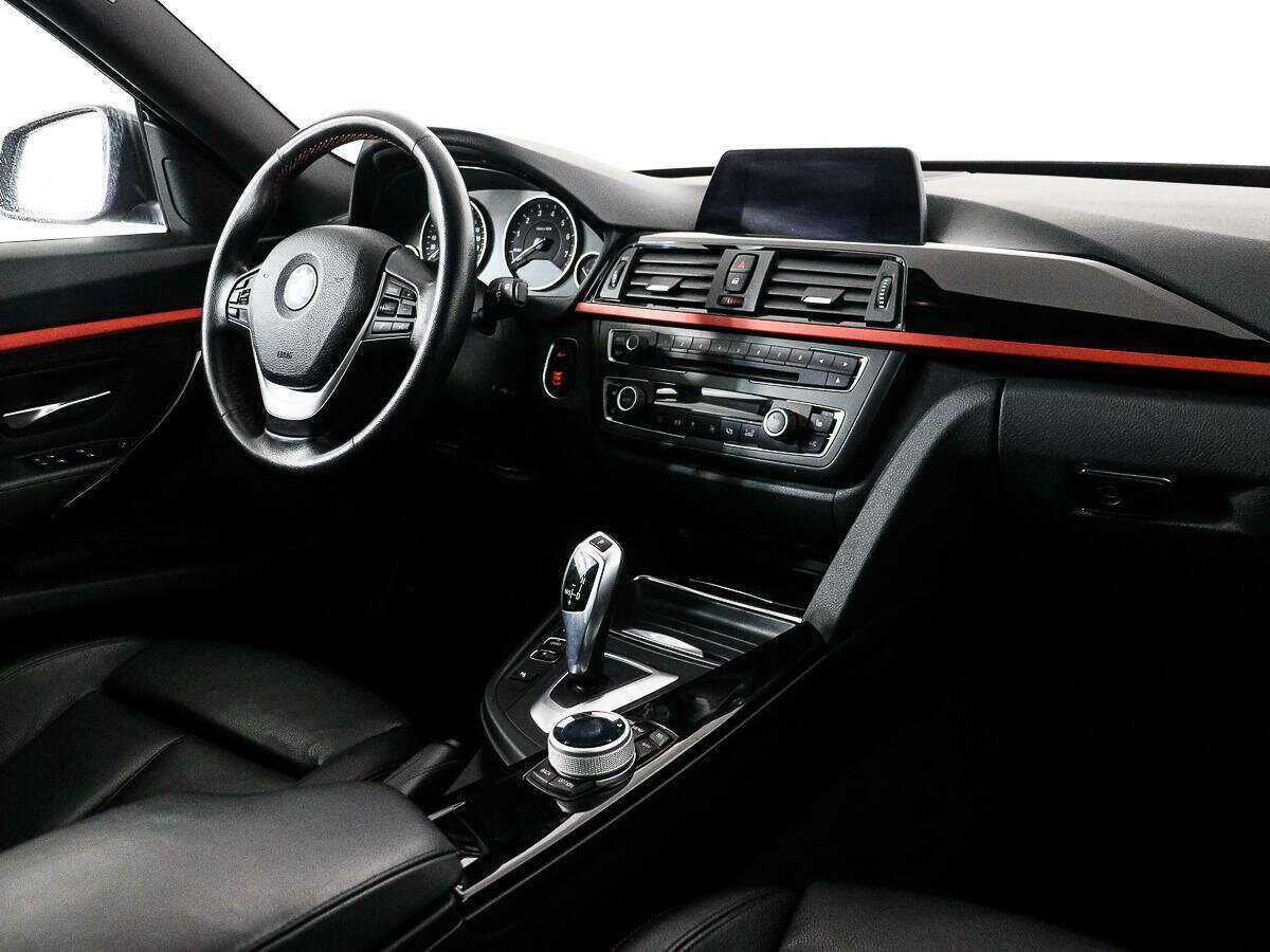 BMW 3 серии с пробегом — 2013 год. Фото: #8