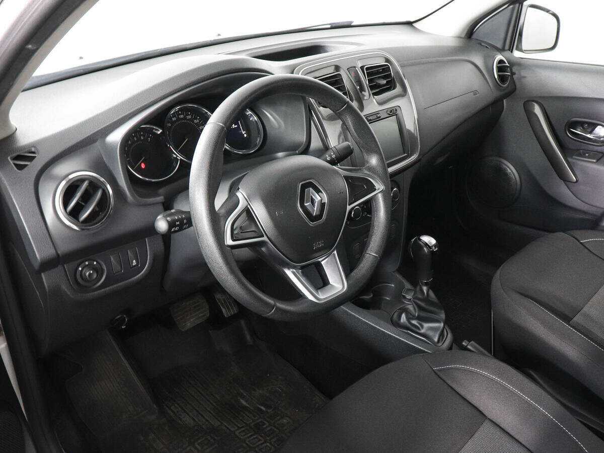 Renault Logan с пробегом — 2020 год. Фото: #8