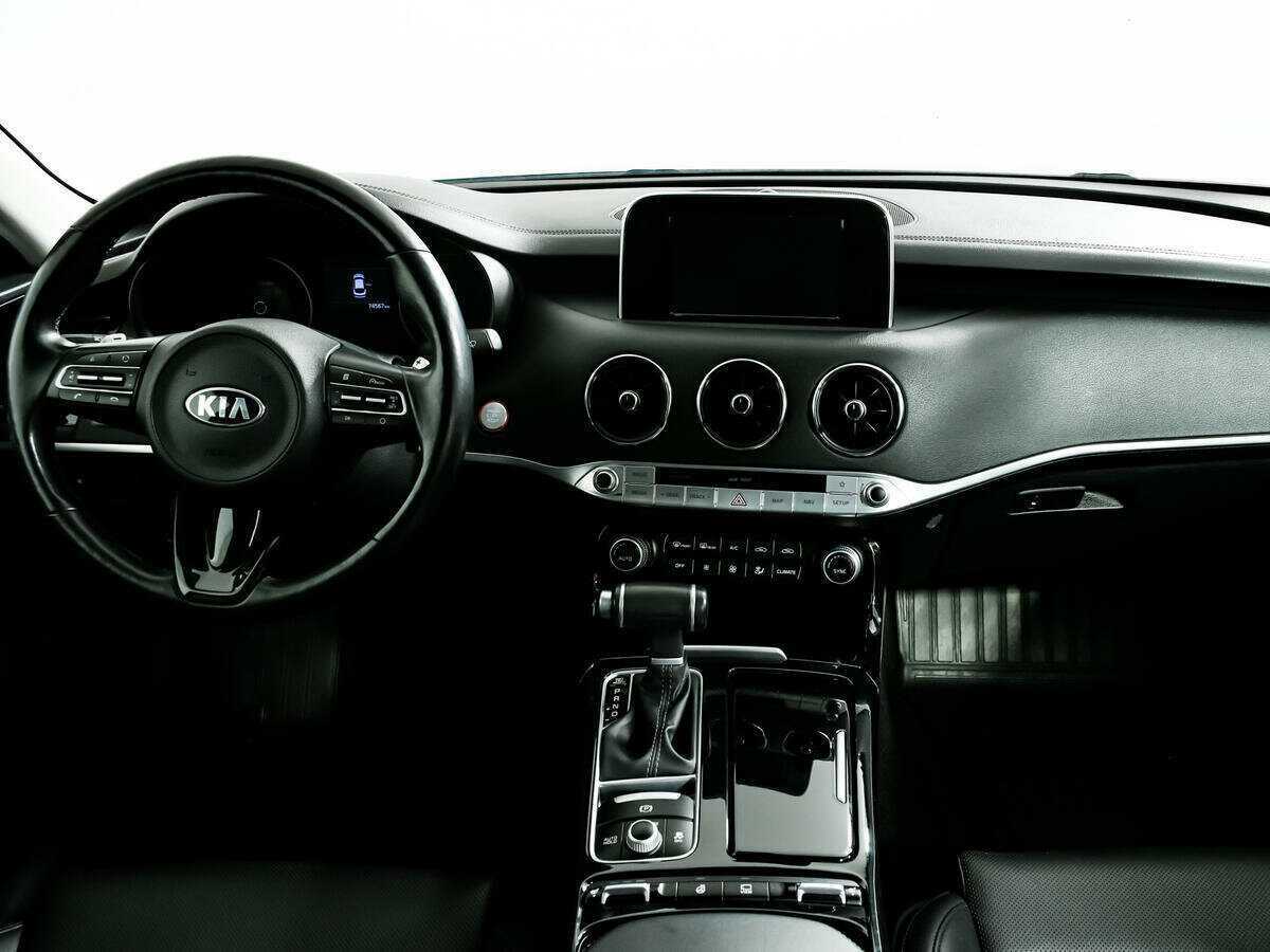 Kia Stinger с пробегом — 2018 год. Фото: #8
