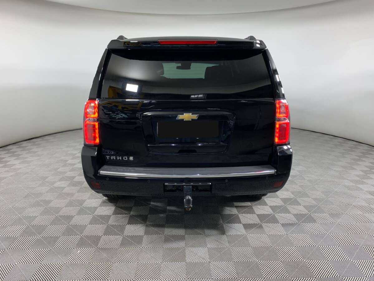 Chevrolet Tahoe с пробегом — 2016 год. Фото: #5