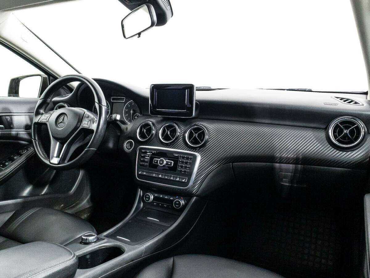 Mercedes-Benz GLA с пробегом — 2014 год. Фото: #8