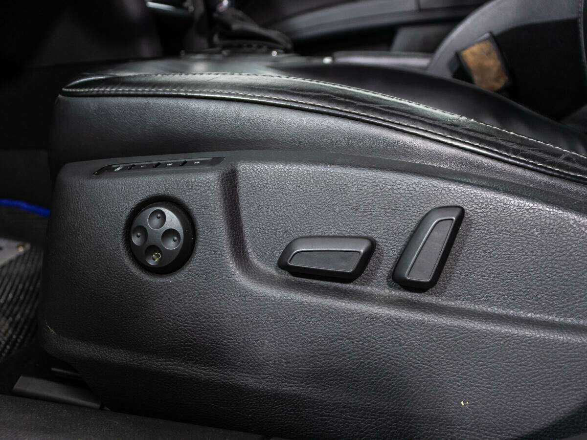 Skoda Superb с пробегом — 2011 год. Фото: #14