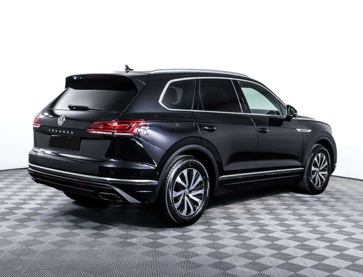 Volkswagen Touareg с пробегом — 2020 год. Фото: #4