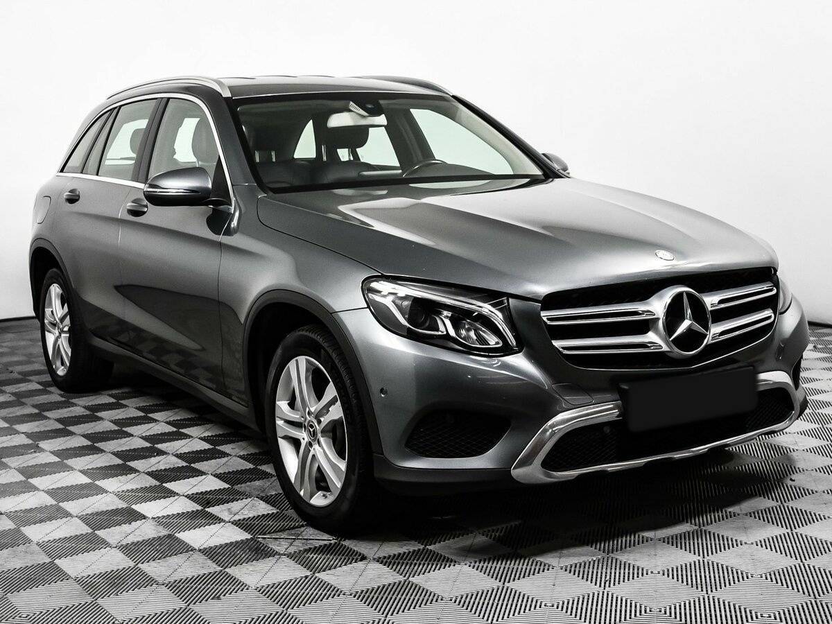 Mercedes-Benz GLC с пробегом — 2016 год. Фото: #2