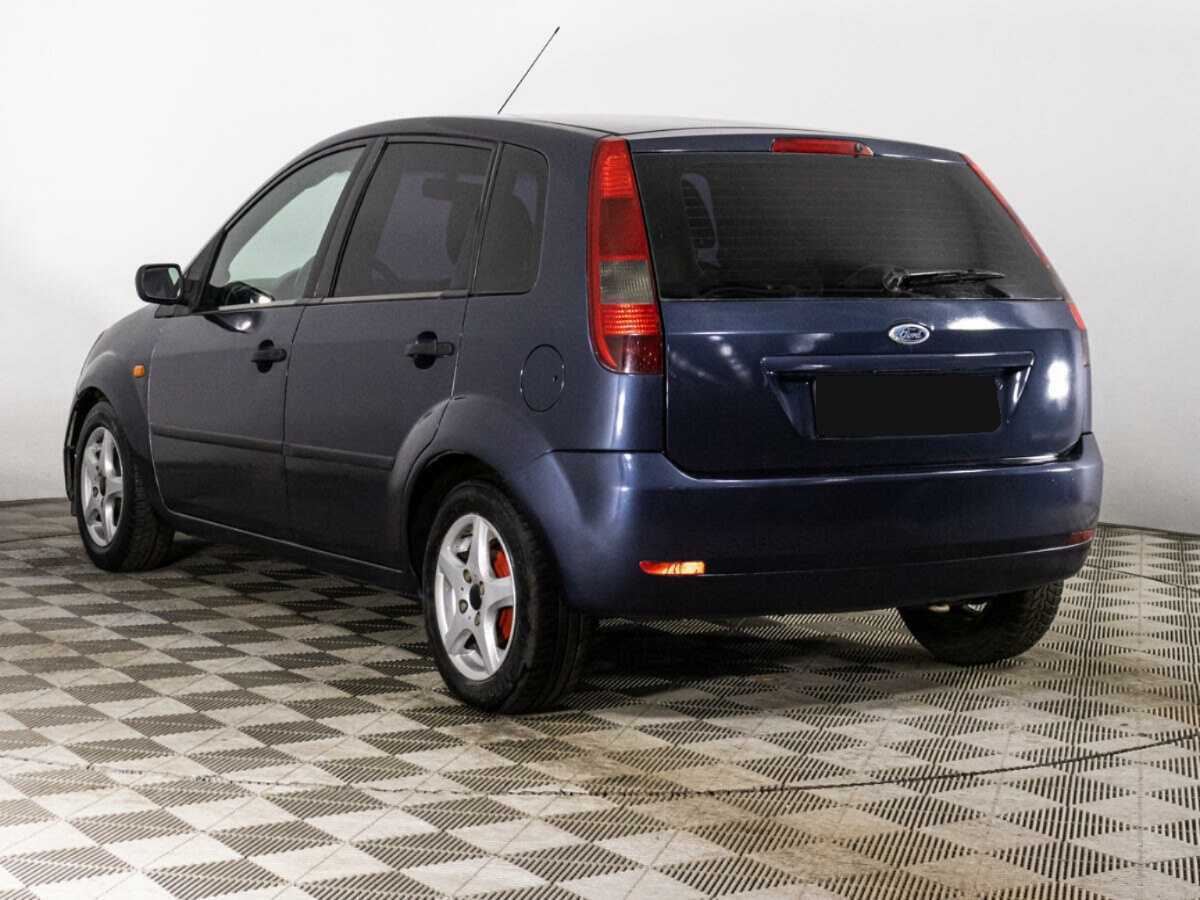 Ford Fiesta с пробегом — 2005 год. Фото: #6