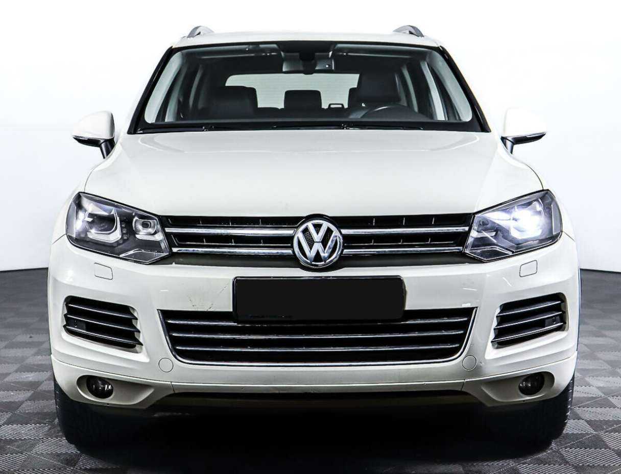 Volkswagen Touareg с пробегом — 2010 год. Фото: #1