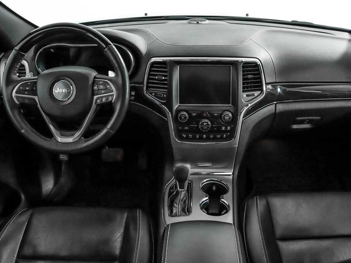 Jeep Grand Cherokee с пробегом — 2016 год. Фото: #14