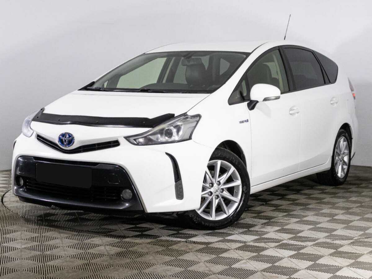 Toyota Prius v (+) с пробегом — 2015 год. Посмотреть фото