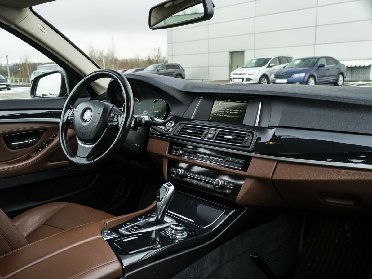 BMW 5 серии с пробегом — 2016 год. Фото: #8
