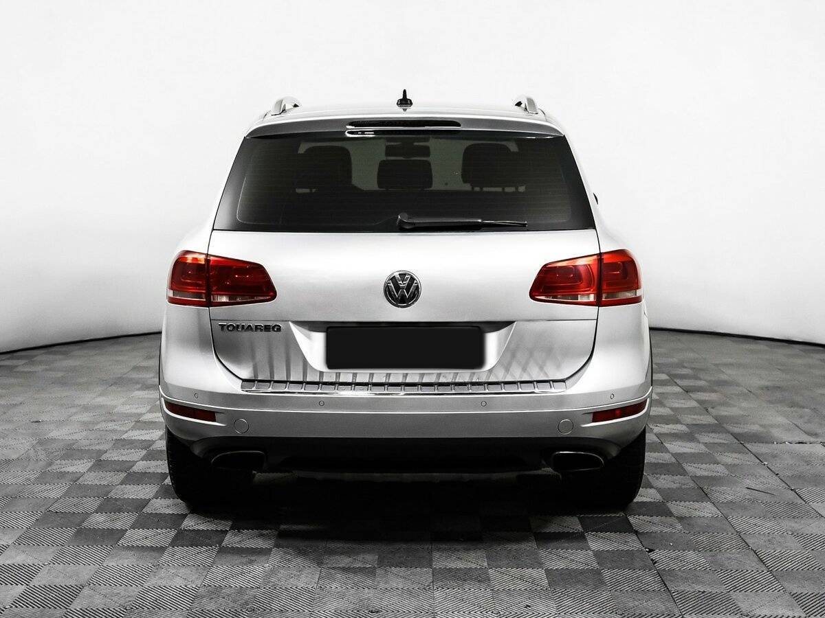 Volkswagen Touareg с пробегом — 2011 год. Фото: #5