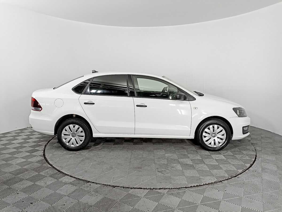 Volkswagen Polo с пробегом — 2019 год. Фото: #3