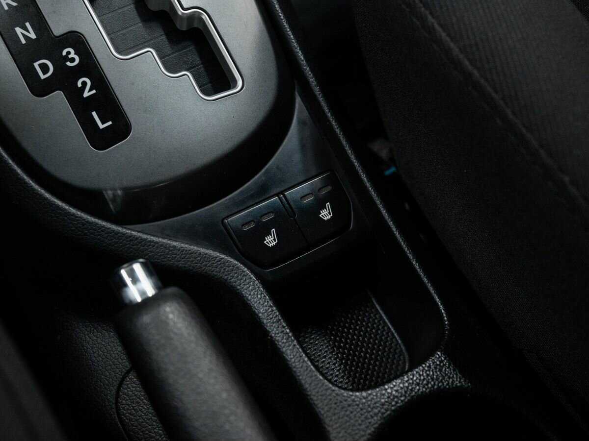 Kia Rio с пробегом — 2013 год. Фото: #14