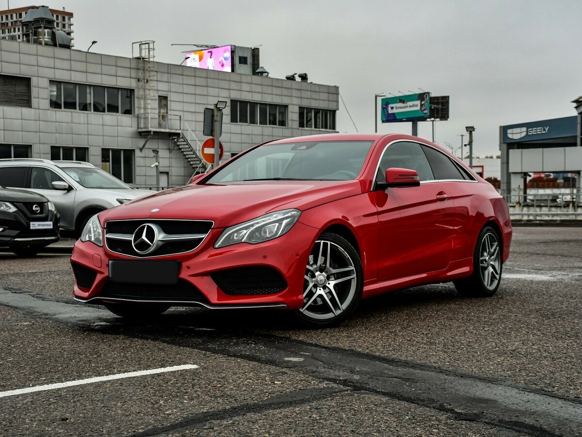 Mercedes-Benz E-Класс с пробегом — 2015 год. Фото: #0