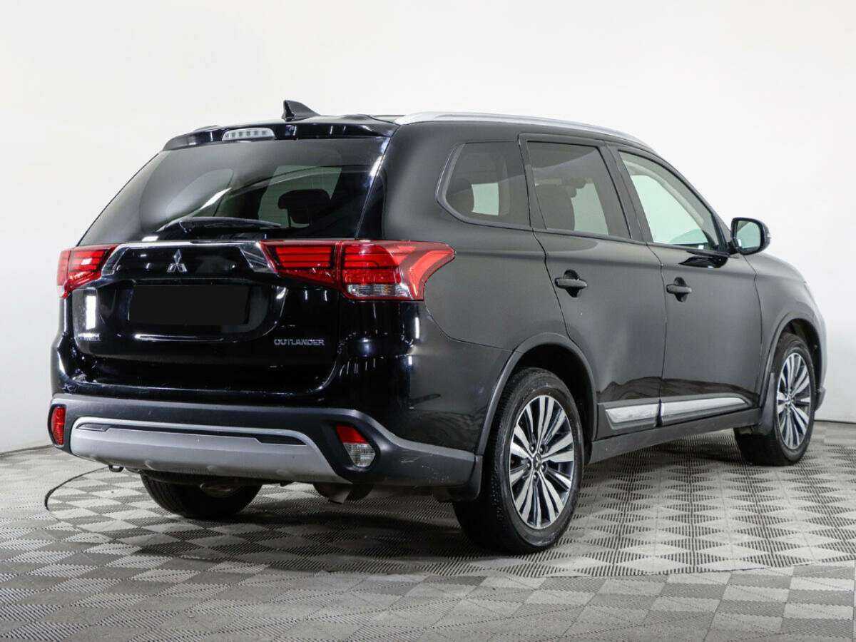 Mitsubishi Outlander с пробегом — 2020 год. Фото: #4